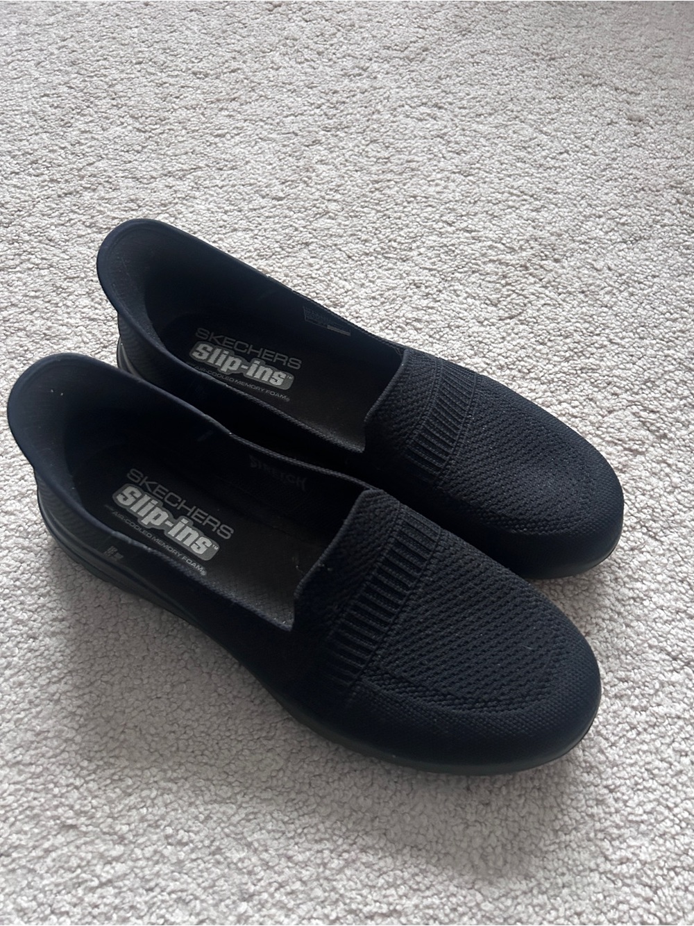 Women’s Size 11 Mesh Sketchers Slip Ins
